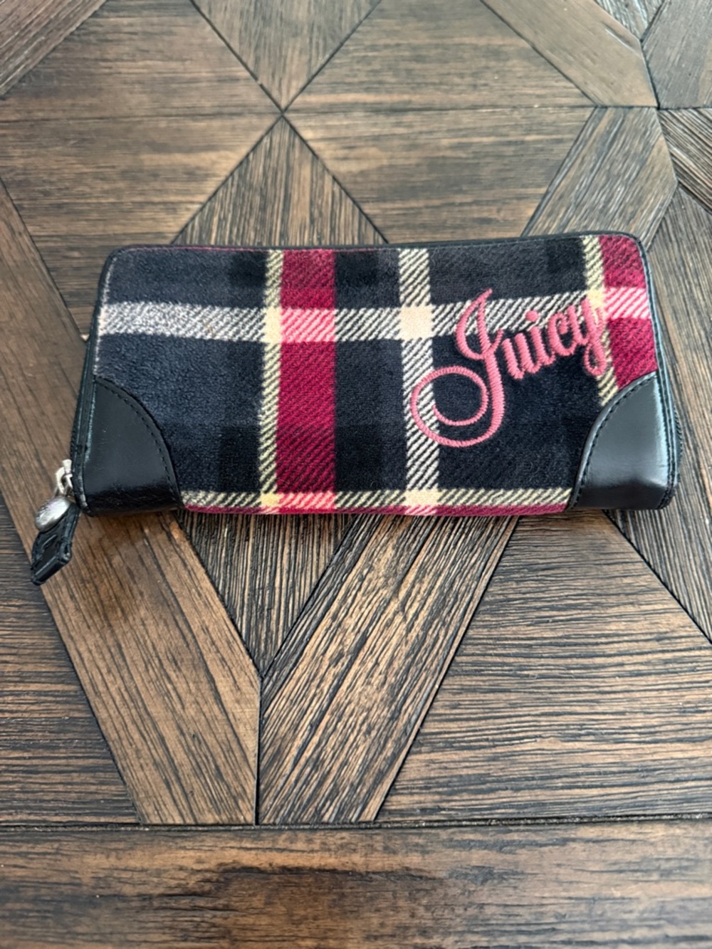 Vintage Juicy Couture Plaid Zip Around Wallet Red Black Check Y2K